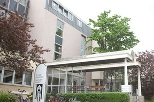 Eingang St. Josef Krankenhaus, Leverkusen-Wiesdorf